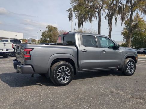 Certified 2024 Nissan Frontier SL w/ Technology Package RWD image 4