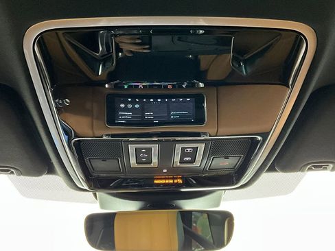 Used 2022 Land Rover Range Rover Sport HSE Dynamic image 13