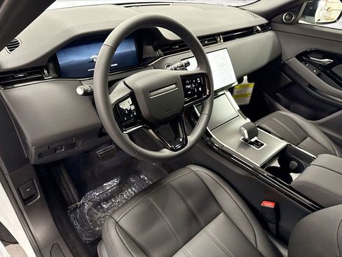 New 2026 Land Rover Range Rover Evoque S image 9