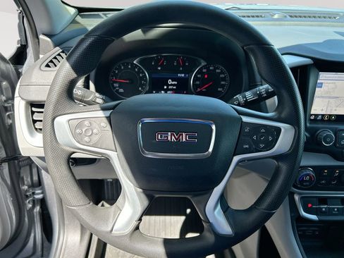 Used 2024 GMC Terrain SLE w/ Driver Convenience Package AWD/4WD image 30
