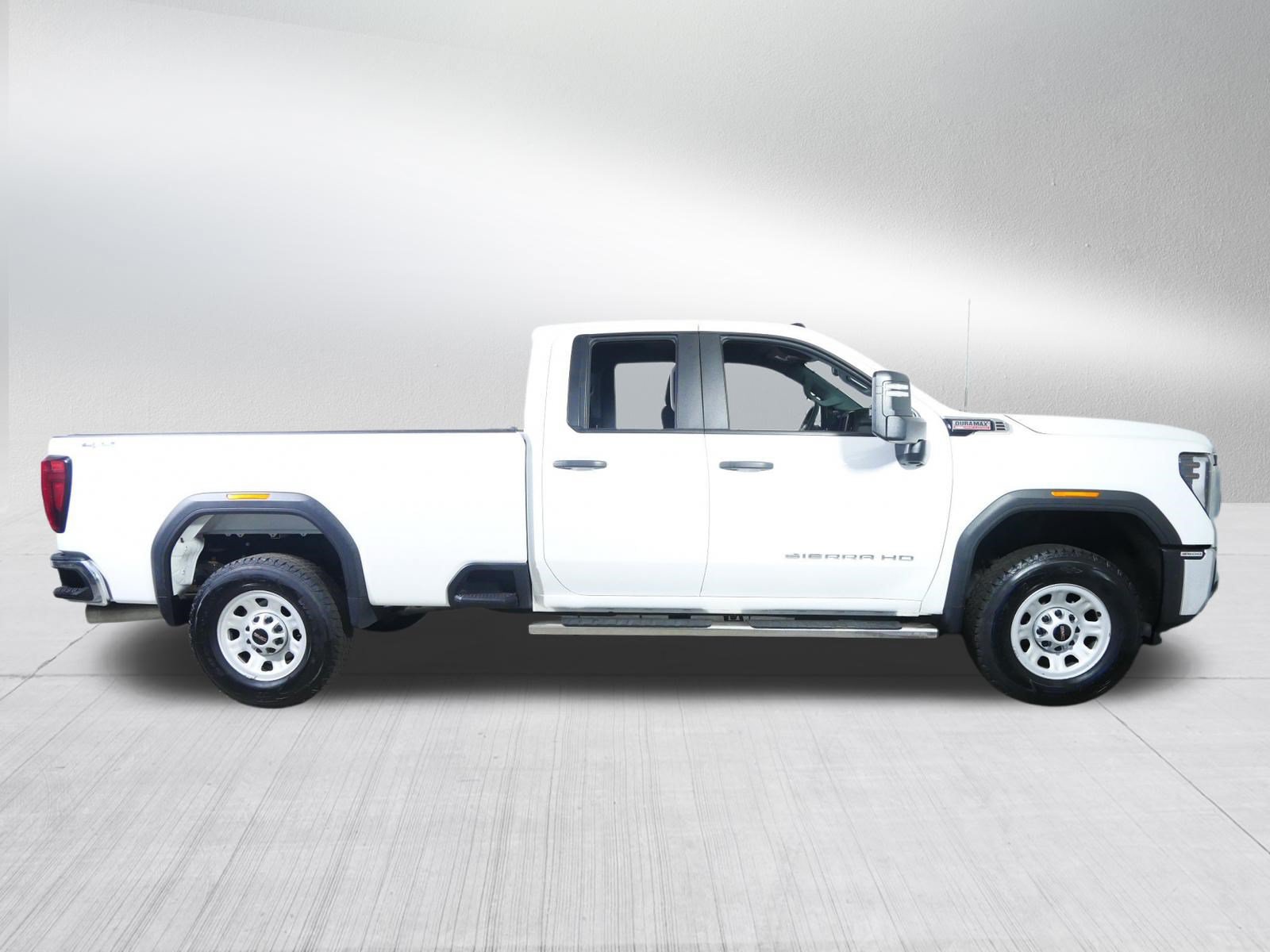 Used 2024 GMC Sierra 3500 Pro w/ 1SA Pro Safety Plus Package AWD/4WD image 8