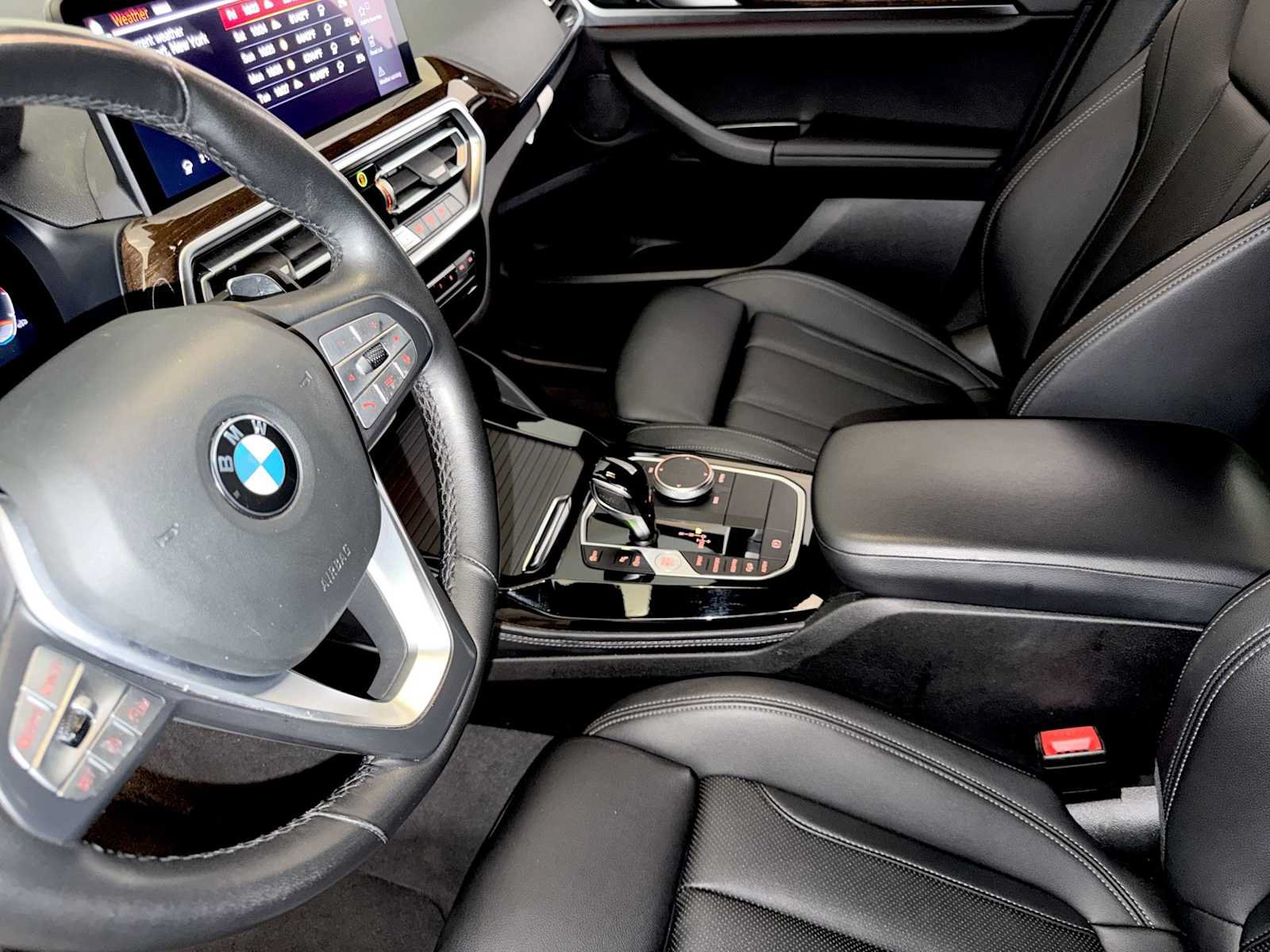 Used 2024 BMW X4 xDrive30i AWD/4WD image 19
