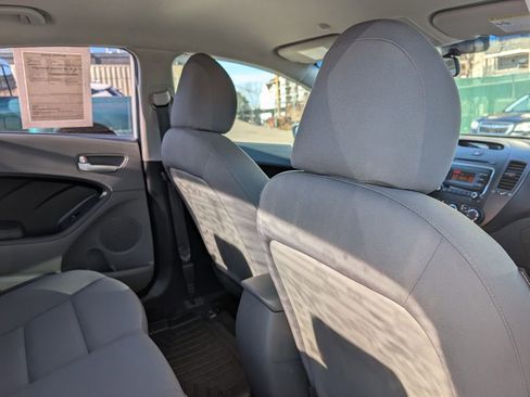 Certified 2017 Kia Forte LX image 18