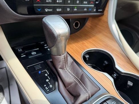 Used 2018 Lexus RX 350L FWD w/ Premium Package image 41