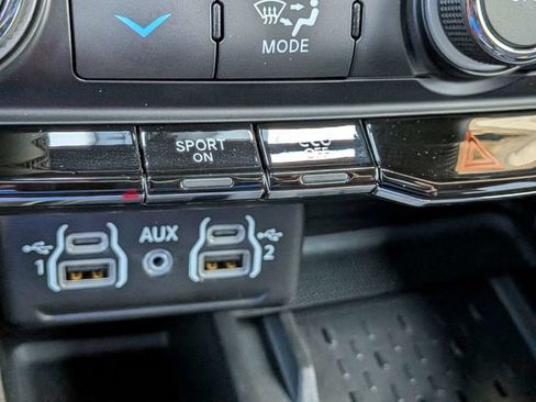 Used 2026 Dodge Durango GT AWD/4WD image 24