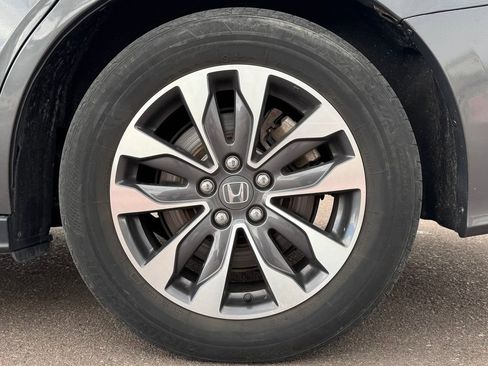 Used 2024 Honda Odyssey EX-L image 13