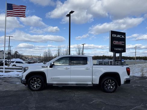 Used 2022 GMC Sierra 1500 SLT w/ SLT Premium Package image 5