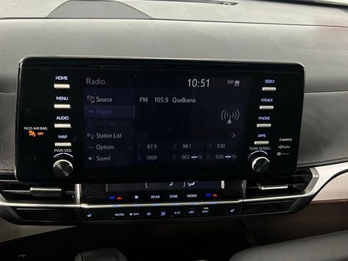 Used 2023 Toyota Sienna XLE image 17