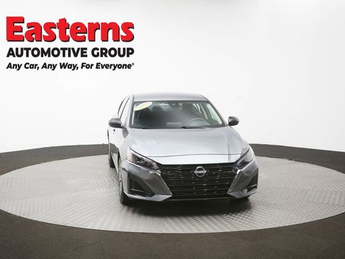 Used 2025 Nissan Altima 2.5 SV image 51