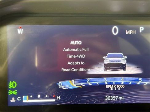 Used 2021 Jeep Grand Cherokee L Summit w/ Luxury Tech Group V image 12