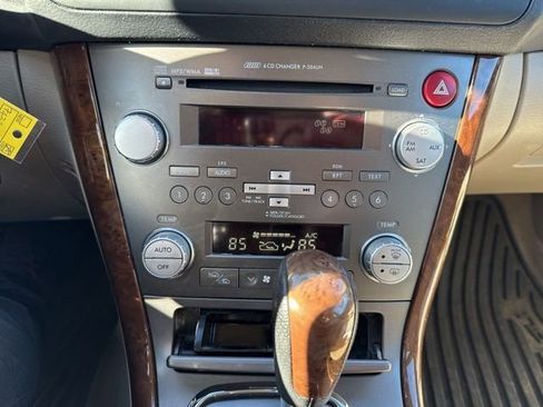 Used 2007 Subaru Outback 3.0R L.L. Bean image 13