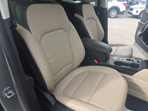 Used 2021 Ford Escape Titanium w/ Class II Trailer Tow Package image 34