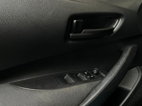 Used 2025 Toyota Corolla LE image 19