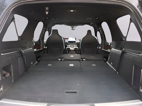 Used 2018 Lincoln Navigator L Select w/ Technology Package image 17