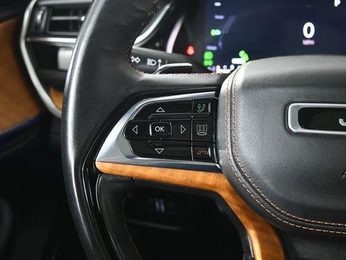 Used 2022 Jeep Grand Cherokee Summit 4xe AWD/4WD image 39