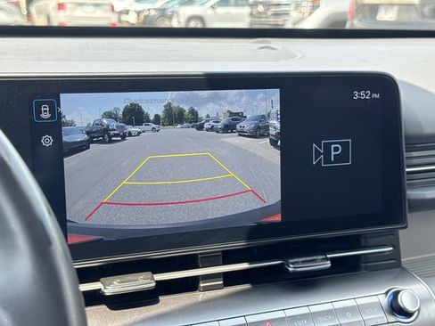 Used 2025 Hyundai Kona SEL AWD/4WD image 22