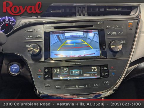 Used 2016 Toyota Avalon Limited image 20