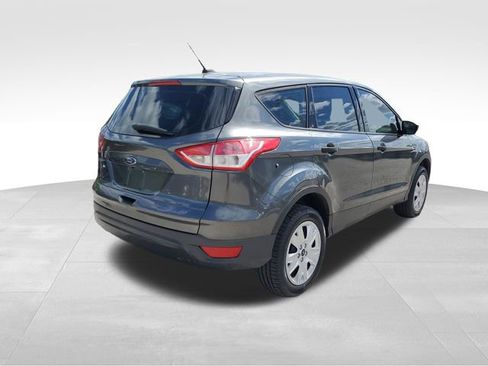 Used 2016 Ford Escape S FWD image 4