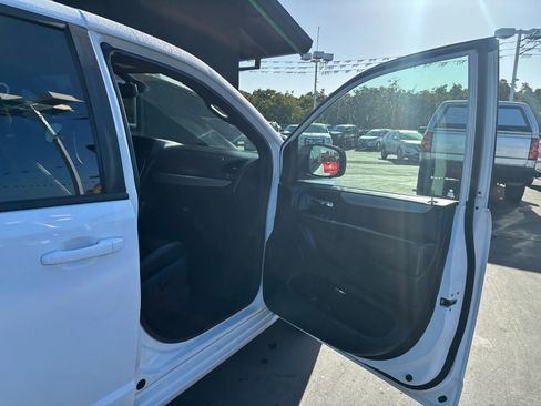 Used 2018 Dodge Grand Caravan GT image 13