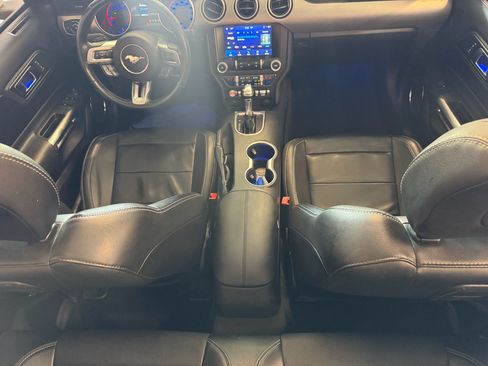 Used 2022 Ford Mustang Premium RWD image 19