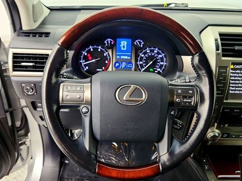 Used 2016 Lexus GX 460 w/ Premium Package AWD/4WD image 13