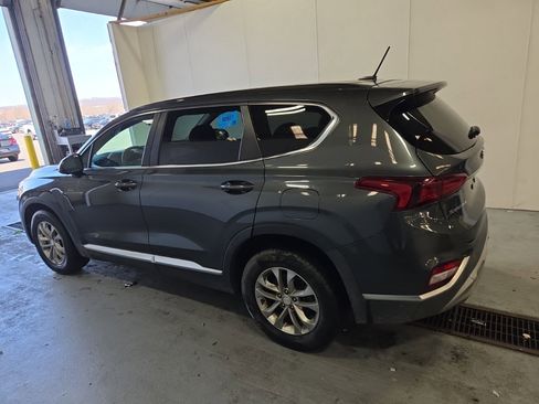 Used 2020 Hyundai Santa Fe SE FWD image 4