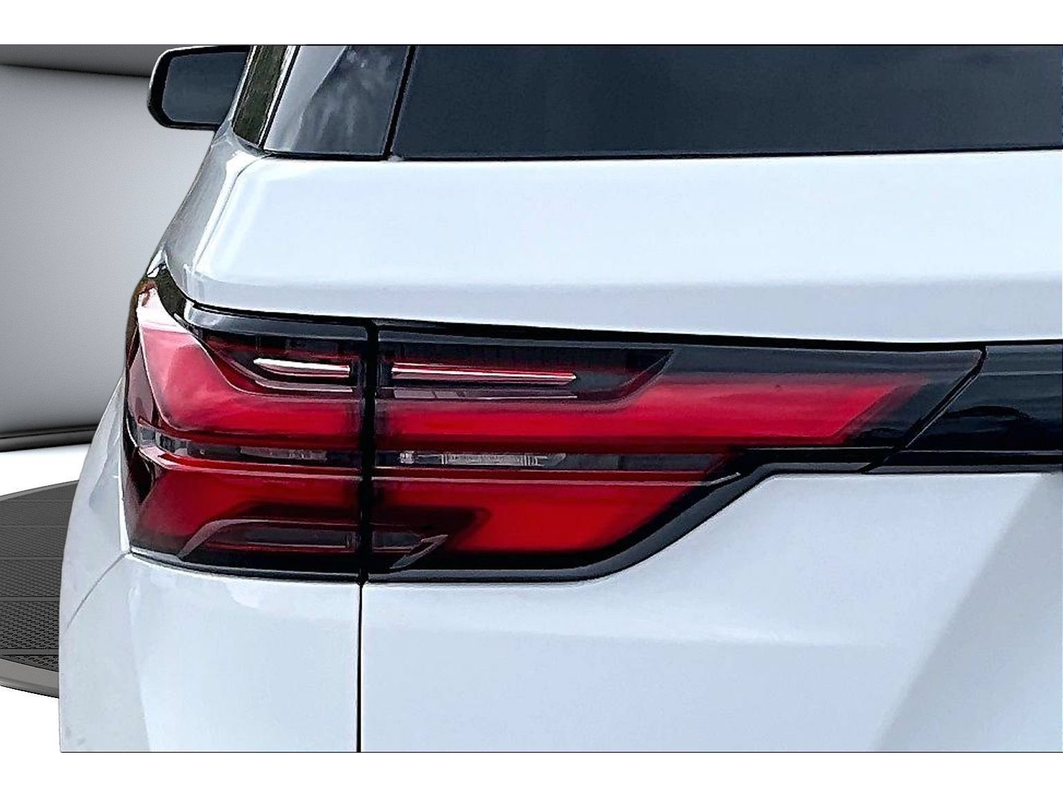 Used 2024 Chevrolet Traverse LS w/ Safety Package FWD image 35