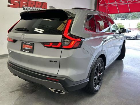 Used 2023 Honda CR-V Sport image 3