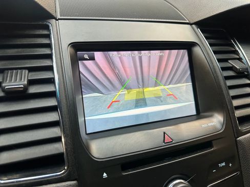 Used 2014 Ford Taurus SEL w/ Equipment Group 201A image 17