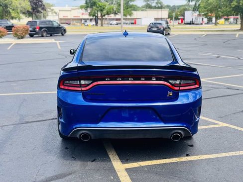 Used 2022 Dodge Charger Scat Pack w/ Dynamics Package RWD image 7
