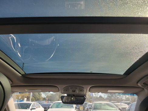 Used 2018 Genesis G80 3.8 w/ Option Group 03 image 18