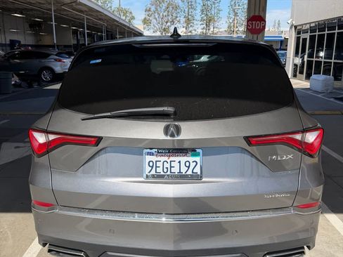 Used 2023 Acura MDX w/ Technology Package AWD/4WD image 8