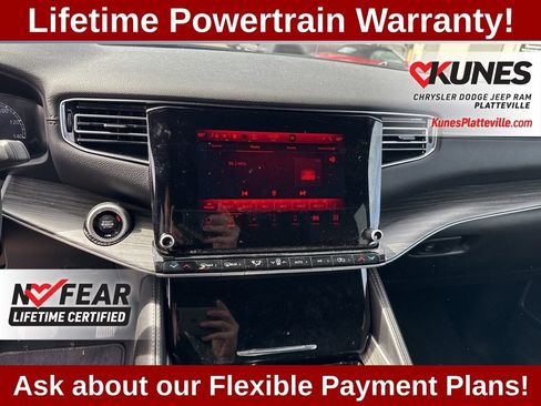 Used 2023 Jeep Wagoneer Series II AWD/4WD image 20