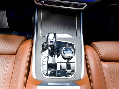 Used 2022 BMW X7 xDrive40i w/ Executive Package AWD/4WD image 35
