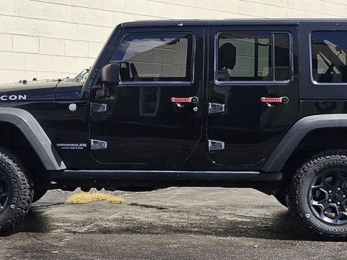 Used 2010 Jeep Wrangler Unlimited Rubicon w/ Trailer Tow Group AWD/4WD image 2