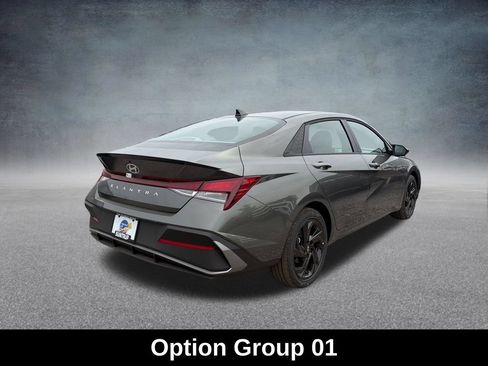 Used 2026 Hyundai Elantra Sport FWD image 6