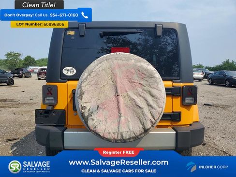 Used 2012 Jeep Wrangler Sahara AWD/4WD image 8