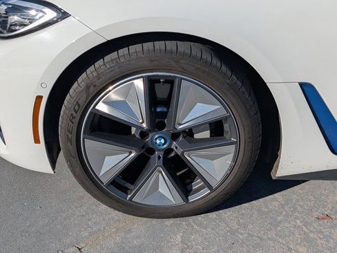 Certified 2023 BMW i4 eDrive35 image 24