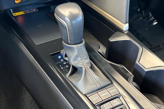 Certified 2025 Toyota Camry SE FWD image 22