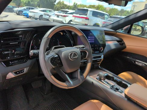 Used 2024 Lexus RX 350 Premium Plus w/ Convenience Package FWD image 6