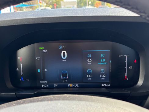 New 2025 Ford Maverick XLT w/ Equipment Group 301A image 32