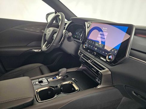 Certified 2025 Lexus RX 350 Luxury image 11