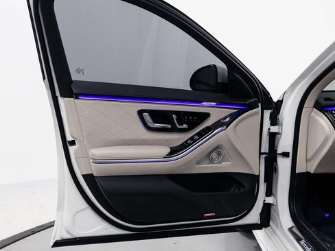 Certified 2022 Mercedes-Benz S 580 4MATIC Sedan image 5