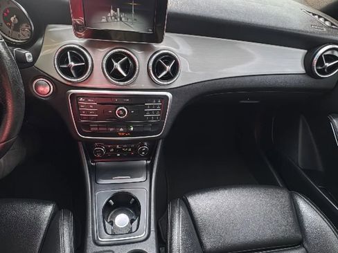 Used 2016 Mercedes-Benz CLA 250 4MATIC image 24