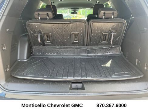 Certified 2023 Chevrolet Traverse LT FWD image 29