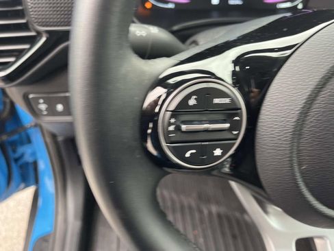 Used 2023 Kia Soul EX image 31