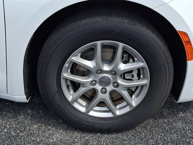 Certified 2023 Chrysler Pacifica Touring-L FWD image 11