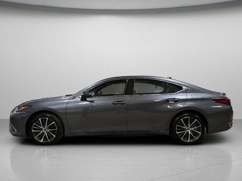 Used 2024 Lexus ES 250 w/ Premium Package AWD/4WD image 9
