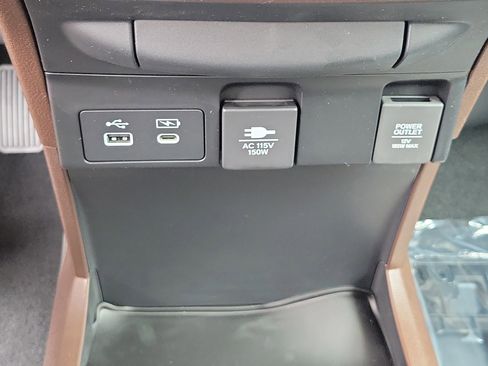 New 2026 Honda Odyssey Elite image 42