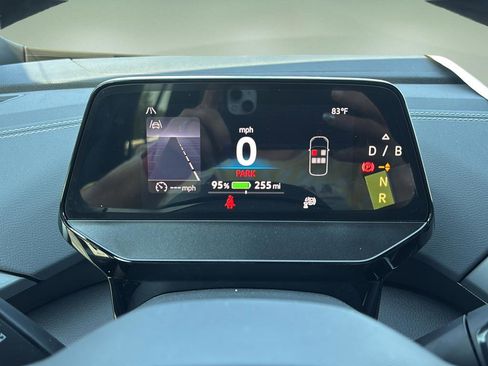 New 2026 Volkswagen ID.4 Pro RWD image 25